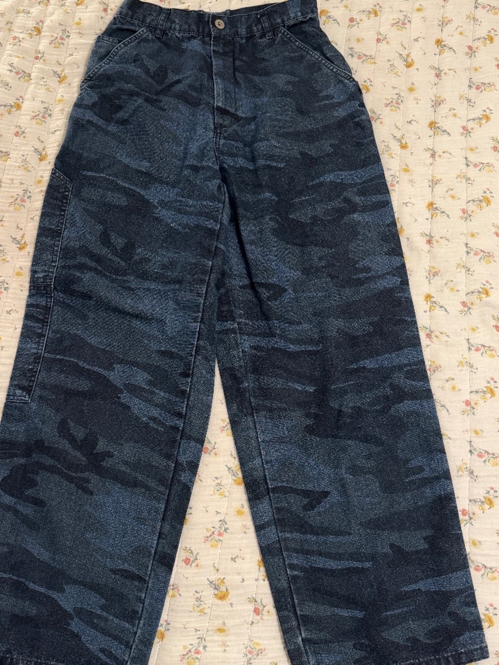 Vintage New Legends Youth Camo Jeans Size 14 Baggy Denim Blue Y2K Carpenter Wide